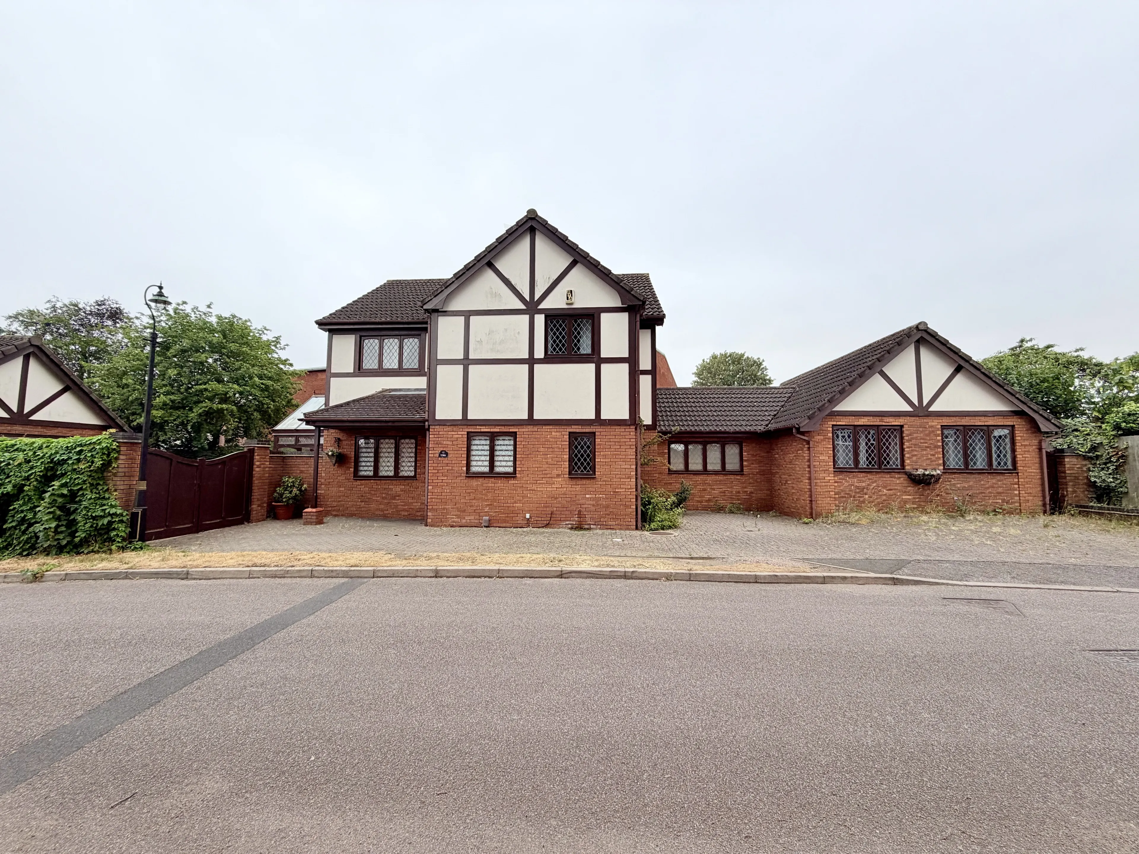 Property at Millers Close, RUSHDEN