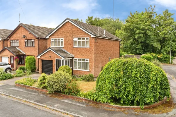 Gayhurst Avenue, Fearnhead, Warringto...