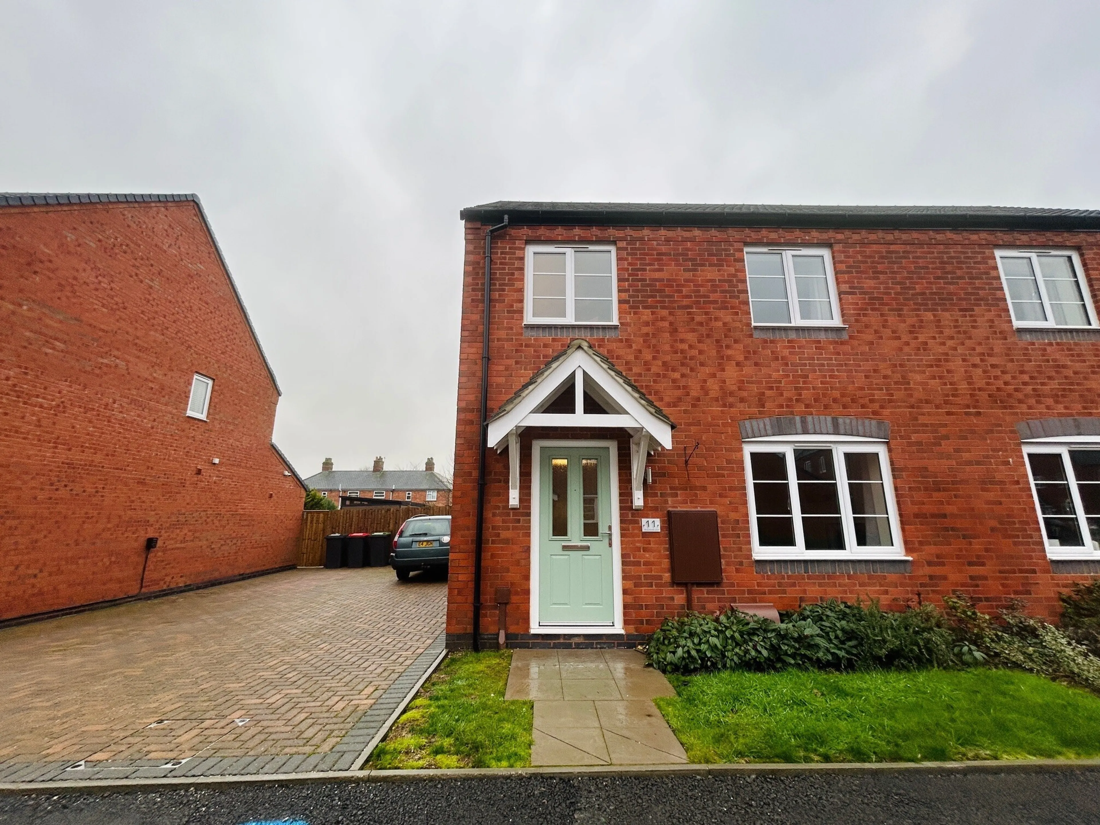 Property photo 0