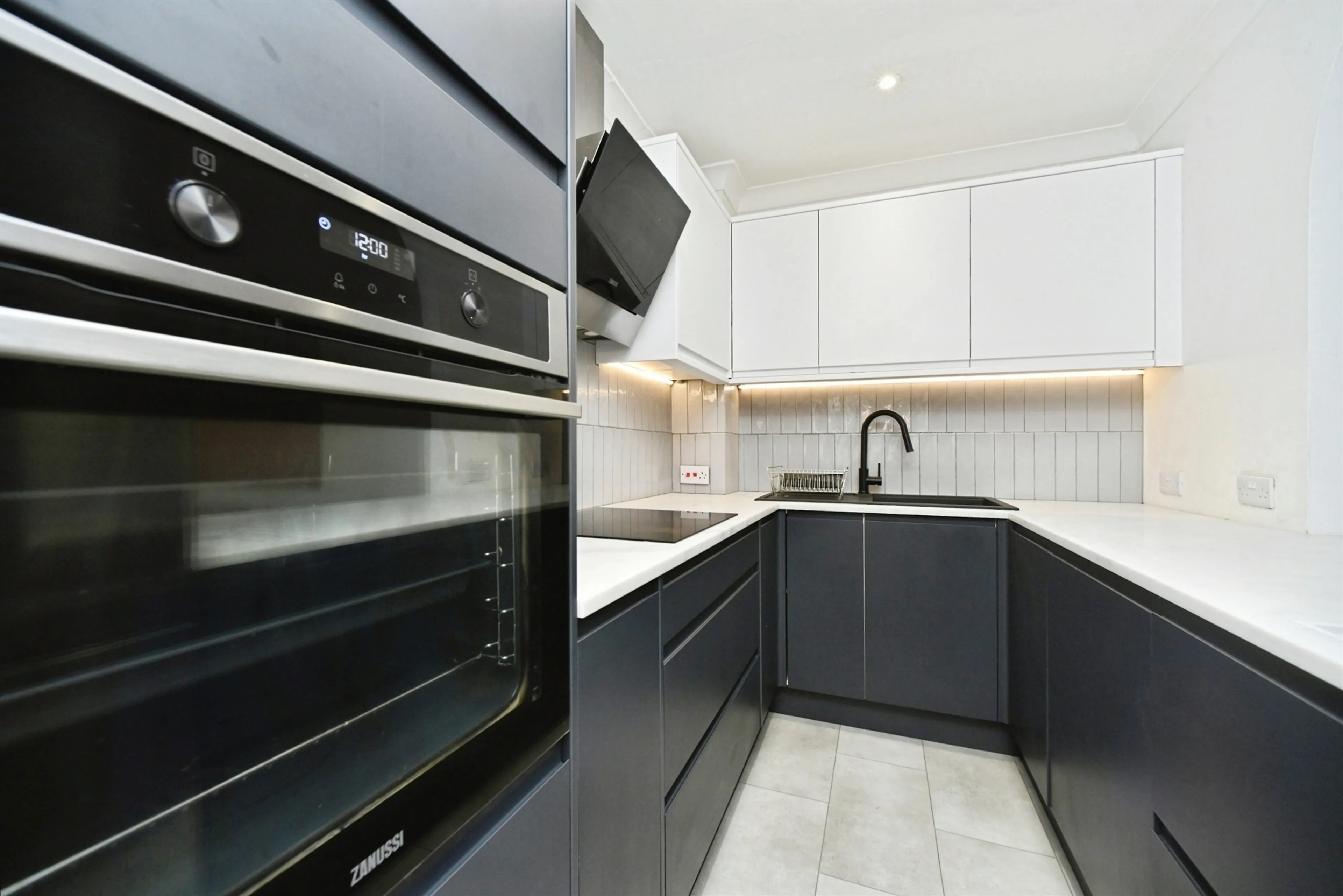 Property at Adelaide Crescent, Hove