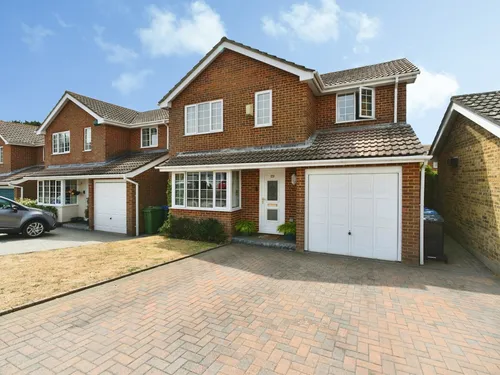 Chatsworth Avenue, Telscombe Cliffs, Peacehavenphoto