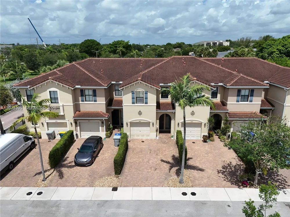 3345 NW 11th Ave, Pompano Beach, FL 33064