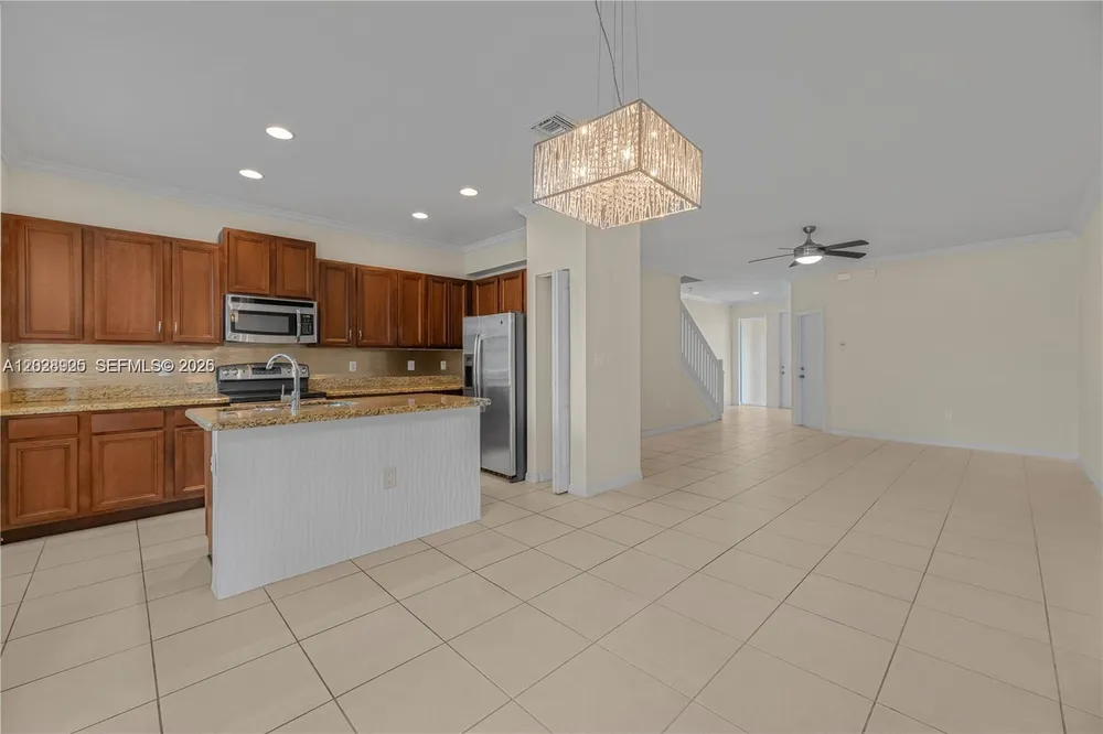 3345 NW 11th Ave, Pompano Beach, FL 33064
