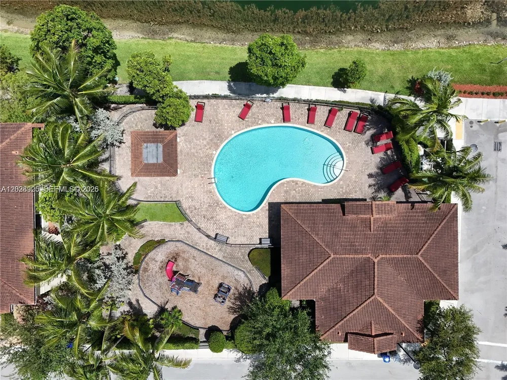 3345 NW 11th Ave, Pompano Beach, FL 33064