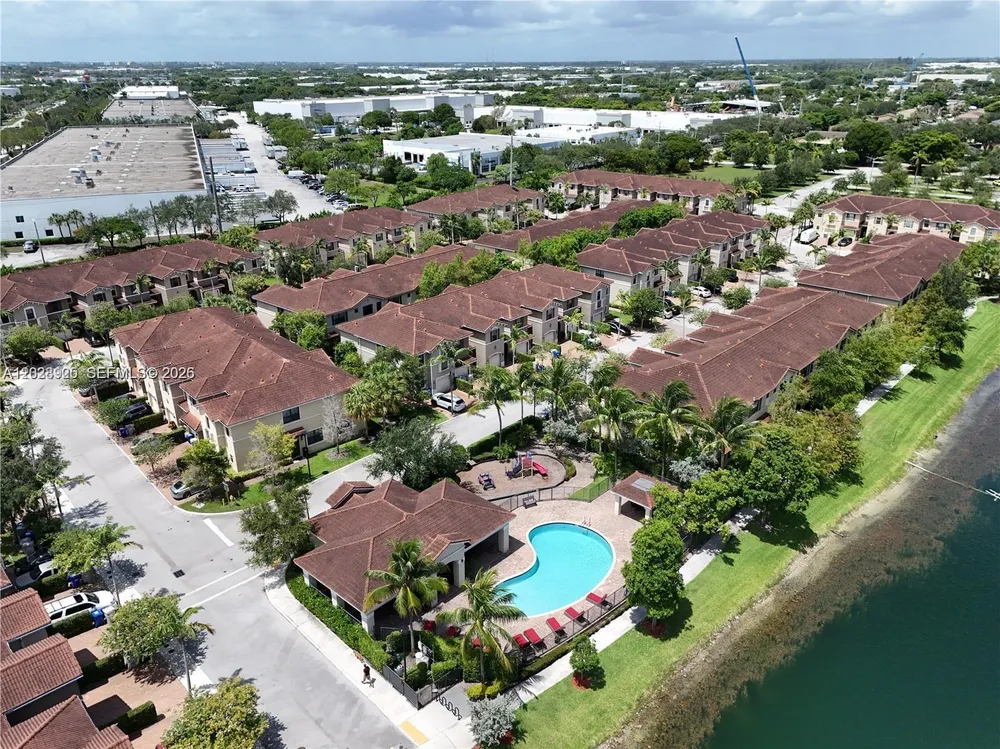 3345 NW 11th Ave, Pompano Beach, FL 33064