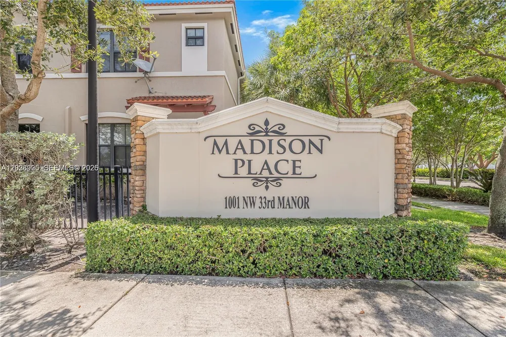 3345 NW 11th Ave, Pompano Beach, FL 33064