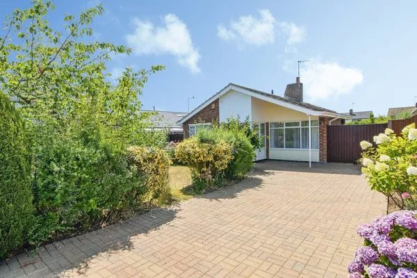 Pennygate Drive, Lowestoft, Suffolk, ...