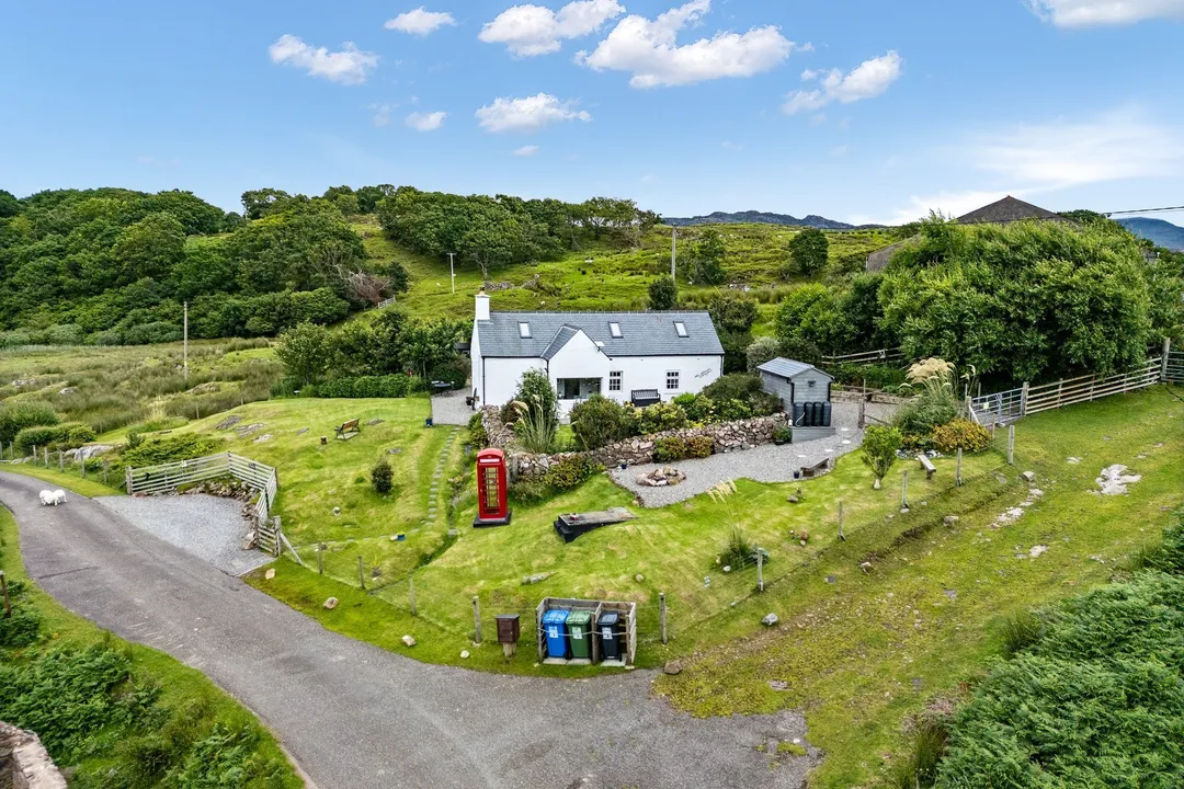 https://mr0.homeflow-assets.co.uk/files/photo/image/47933/7366/_x_/20260709-Scotland-Ardheslaig-125415.jpg