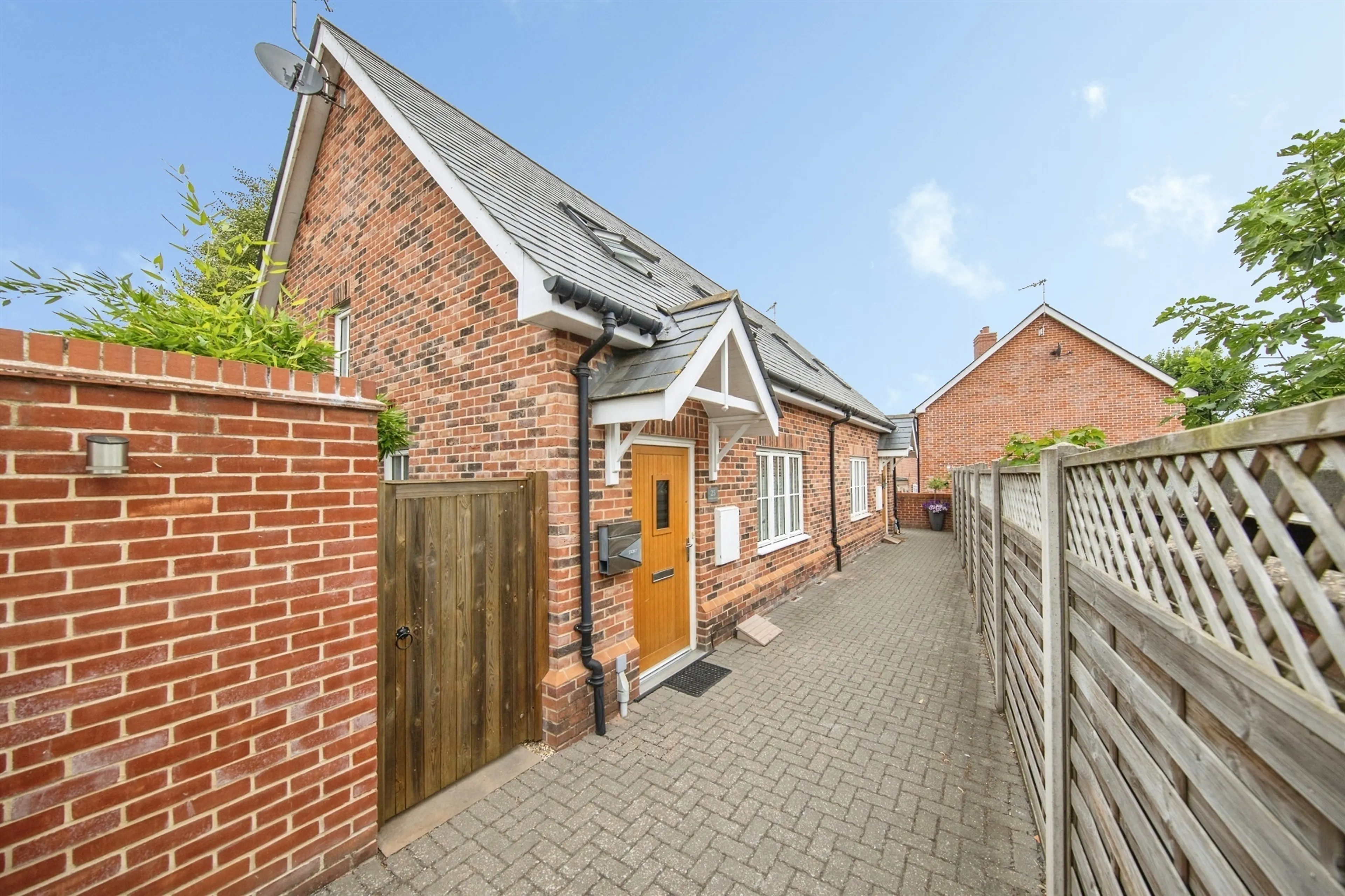 Property photo 0