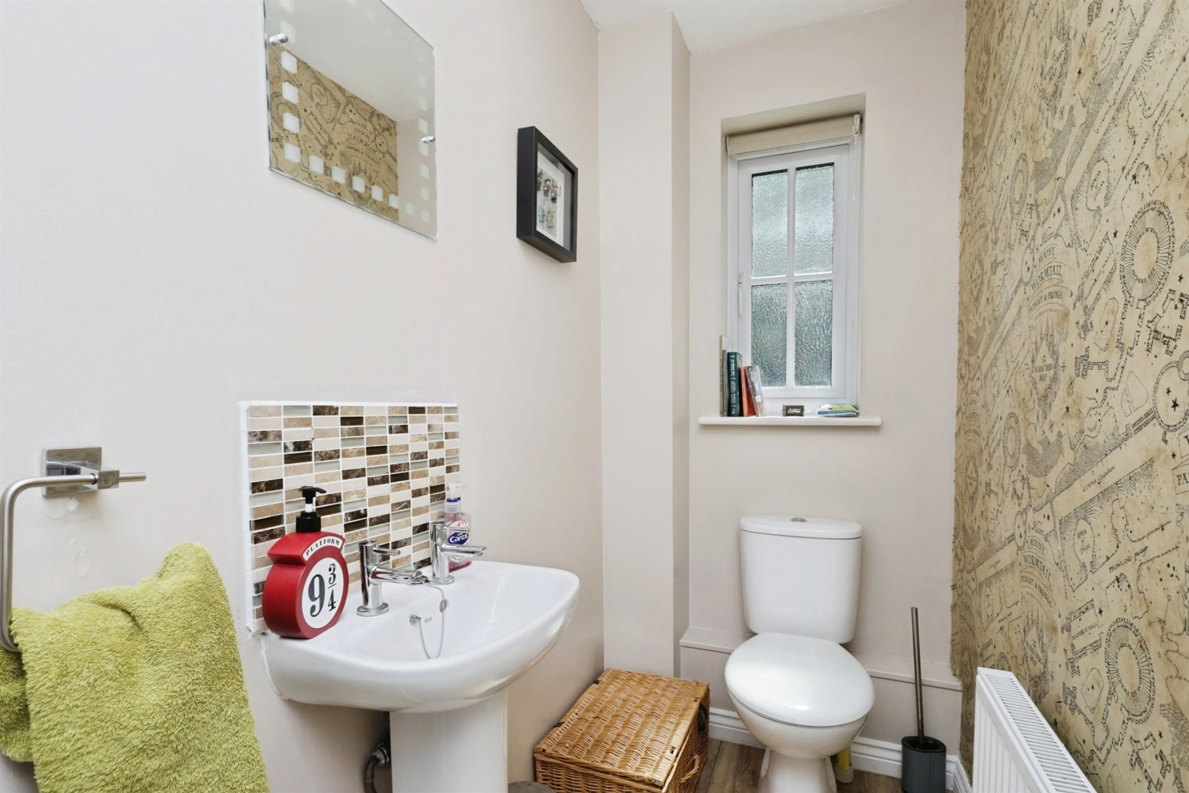 Property at Solent Crescent, Hailsham