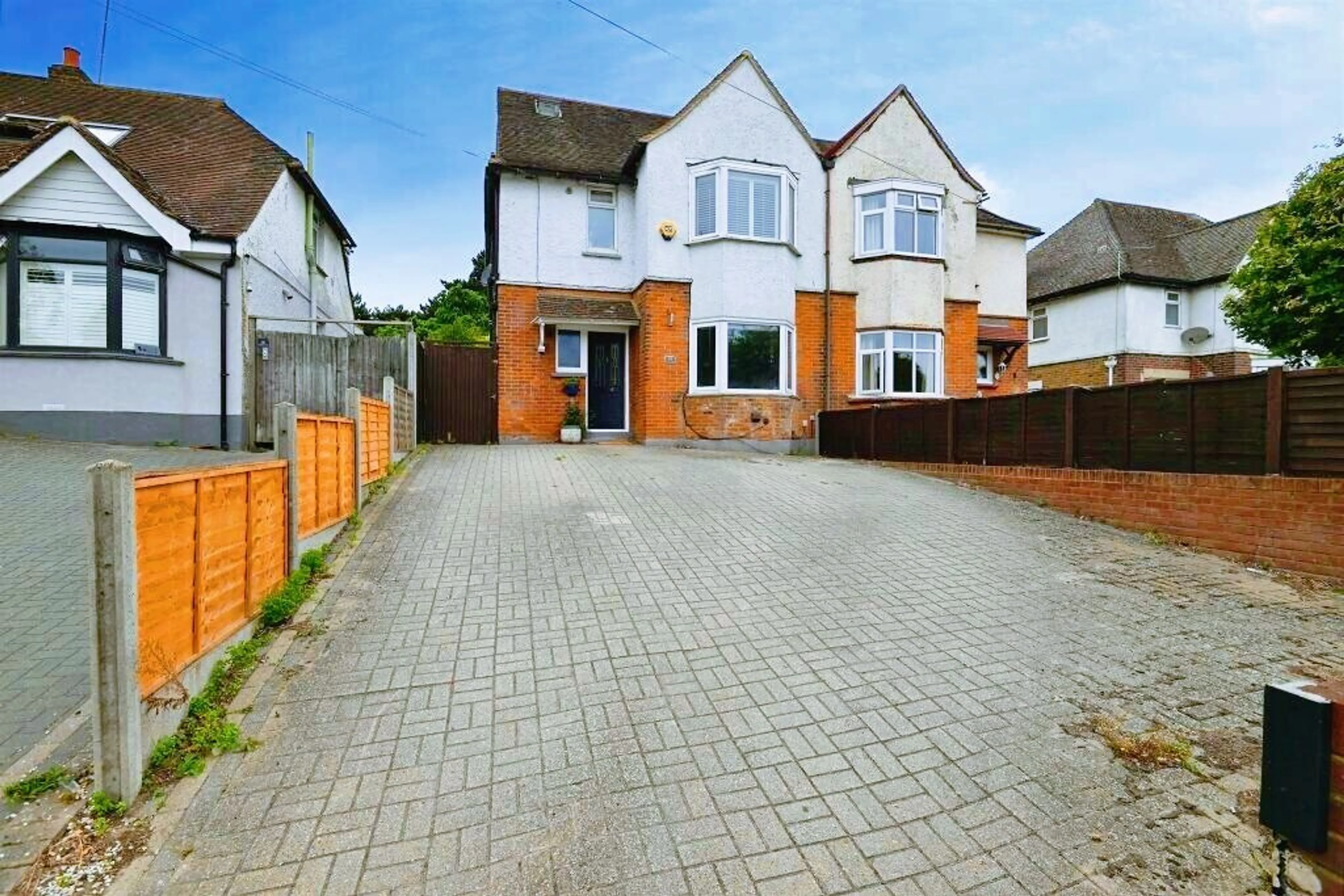 Property photo 0