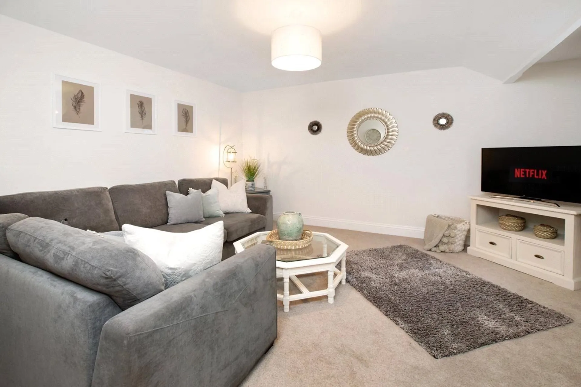 Property photo top 1