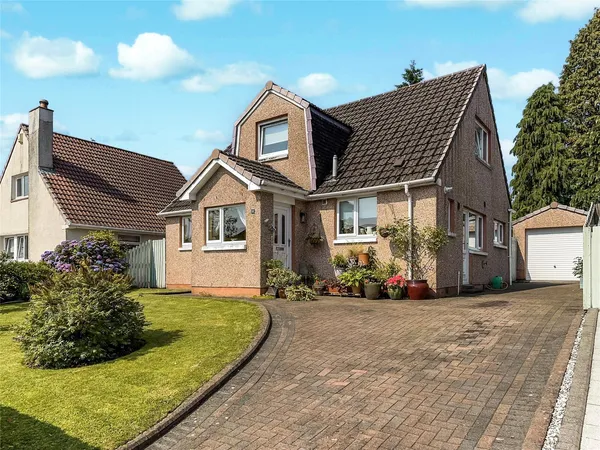 Burnside Avenue, Brookfield, Renfrews...