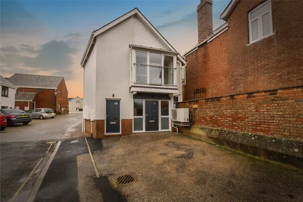 Kerslakes Court, Honiton, Devon, EX14