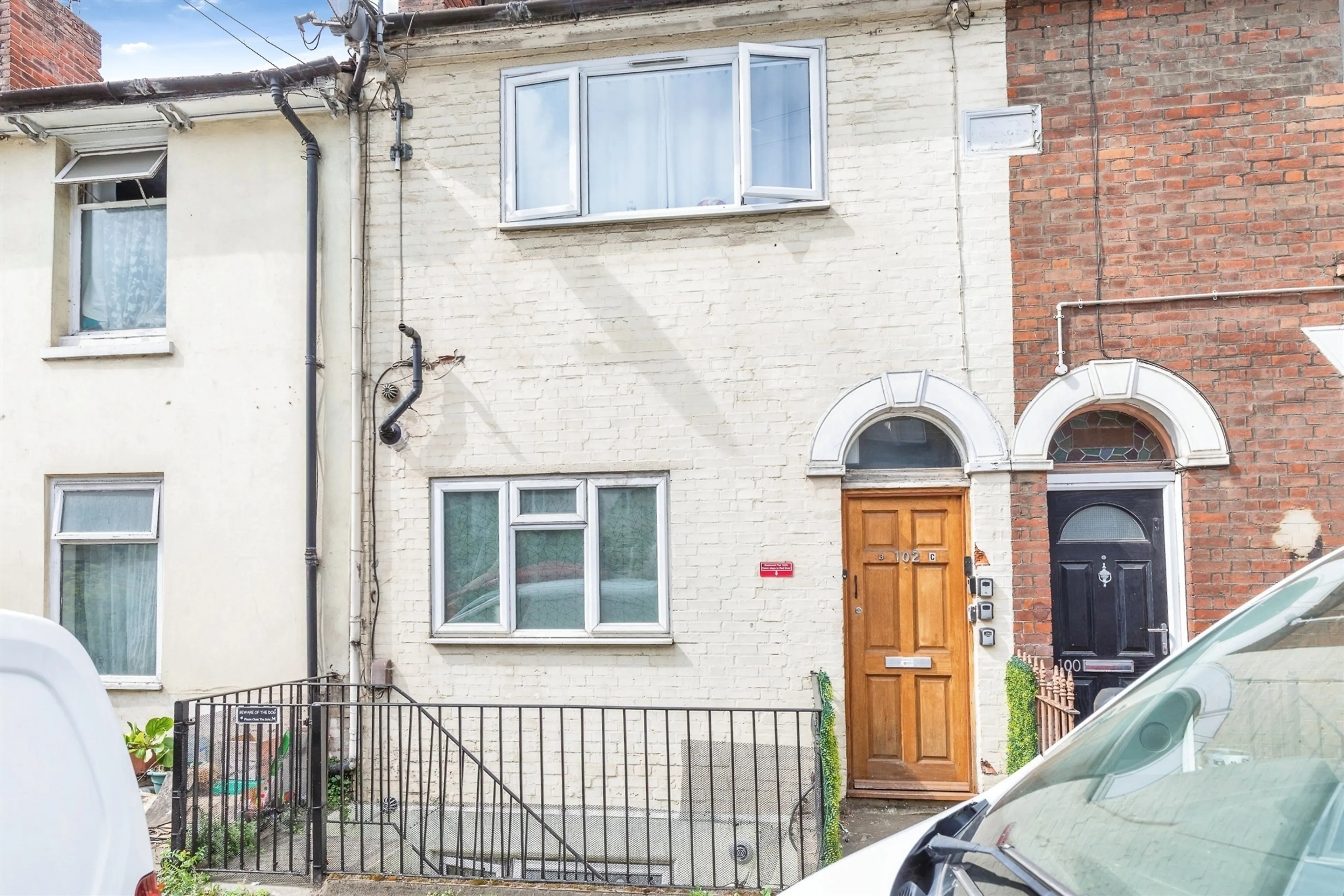 Property photo 0