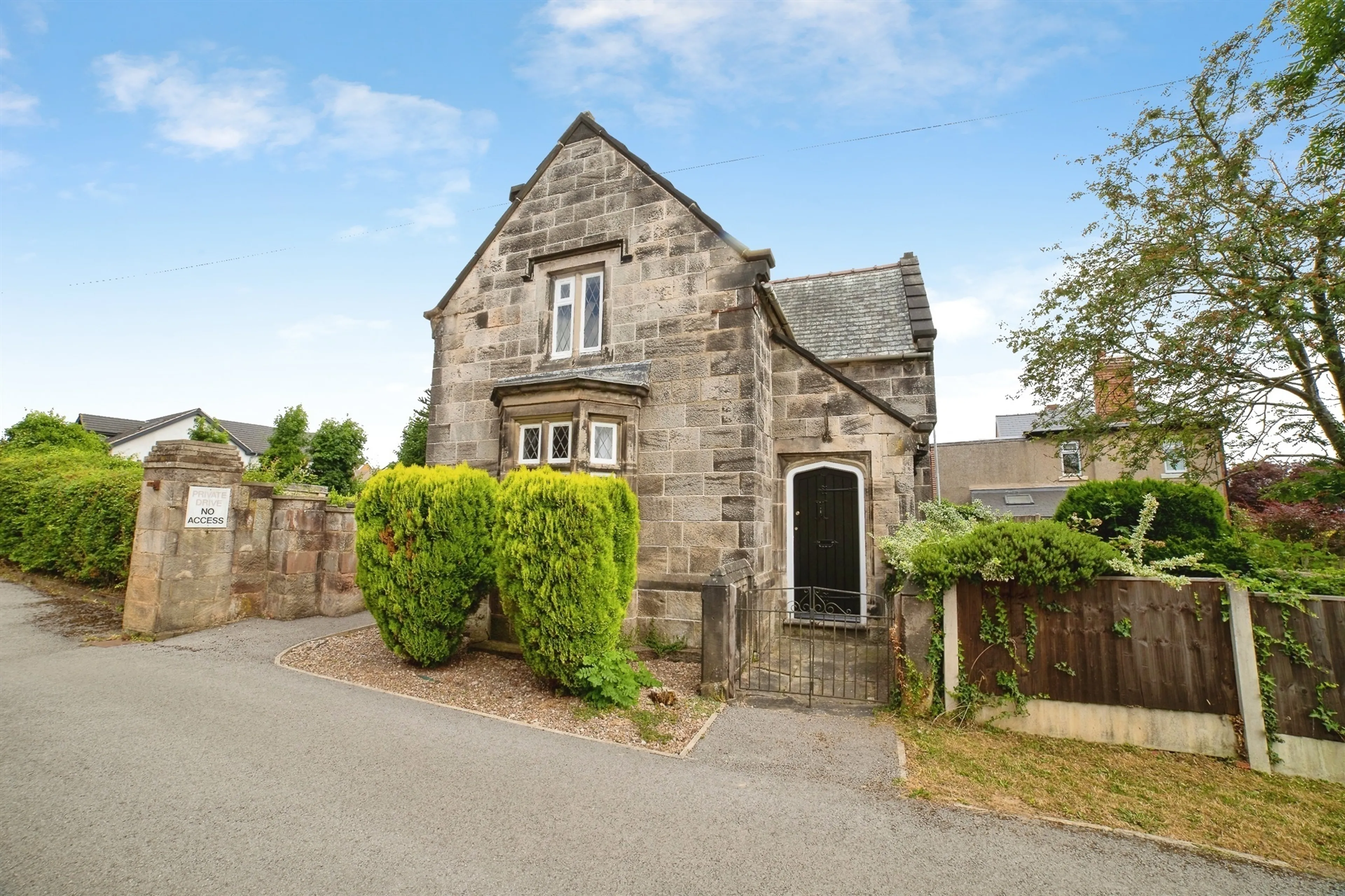 Property photo 0