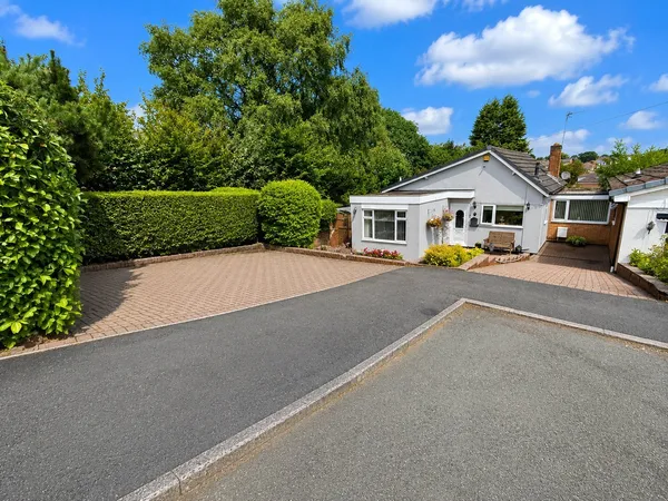 Stamford Crescent, Burntwood, Staffor...