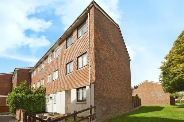 Hitchin Close, Romford, RM3