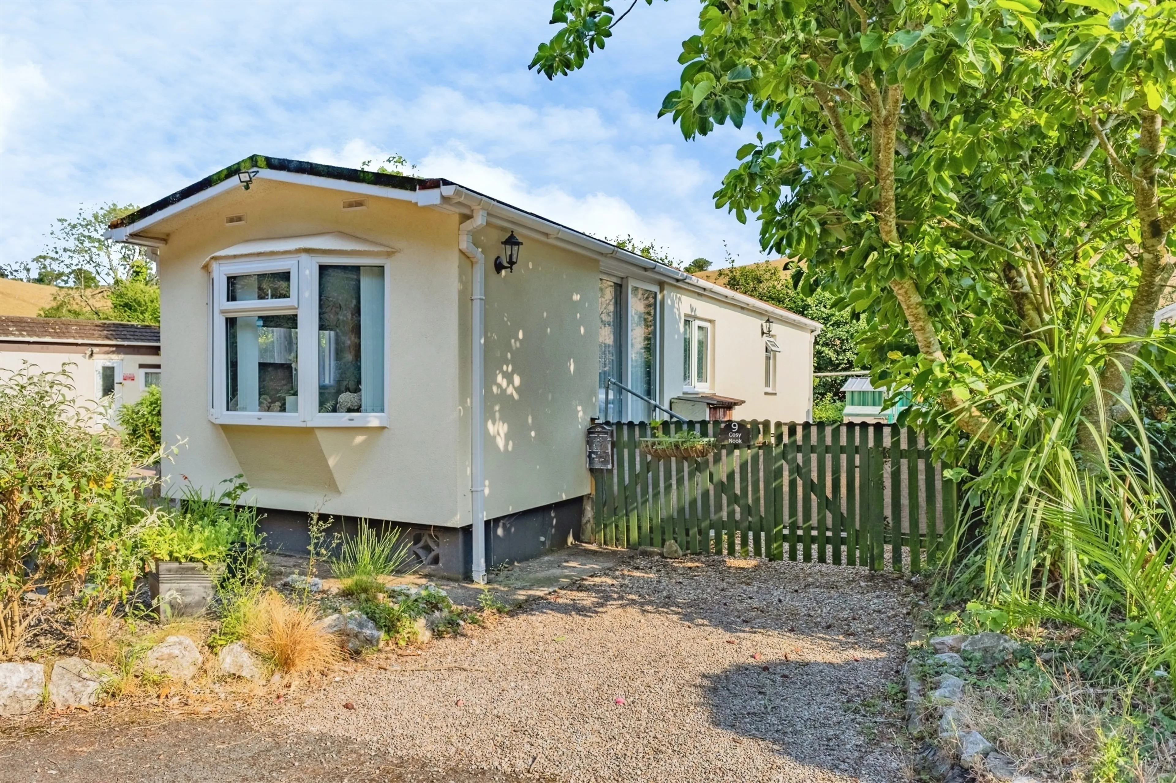 Property photo 0