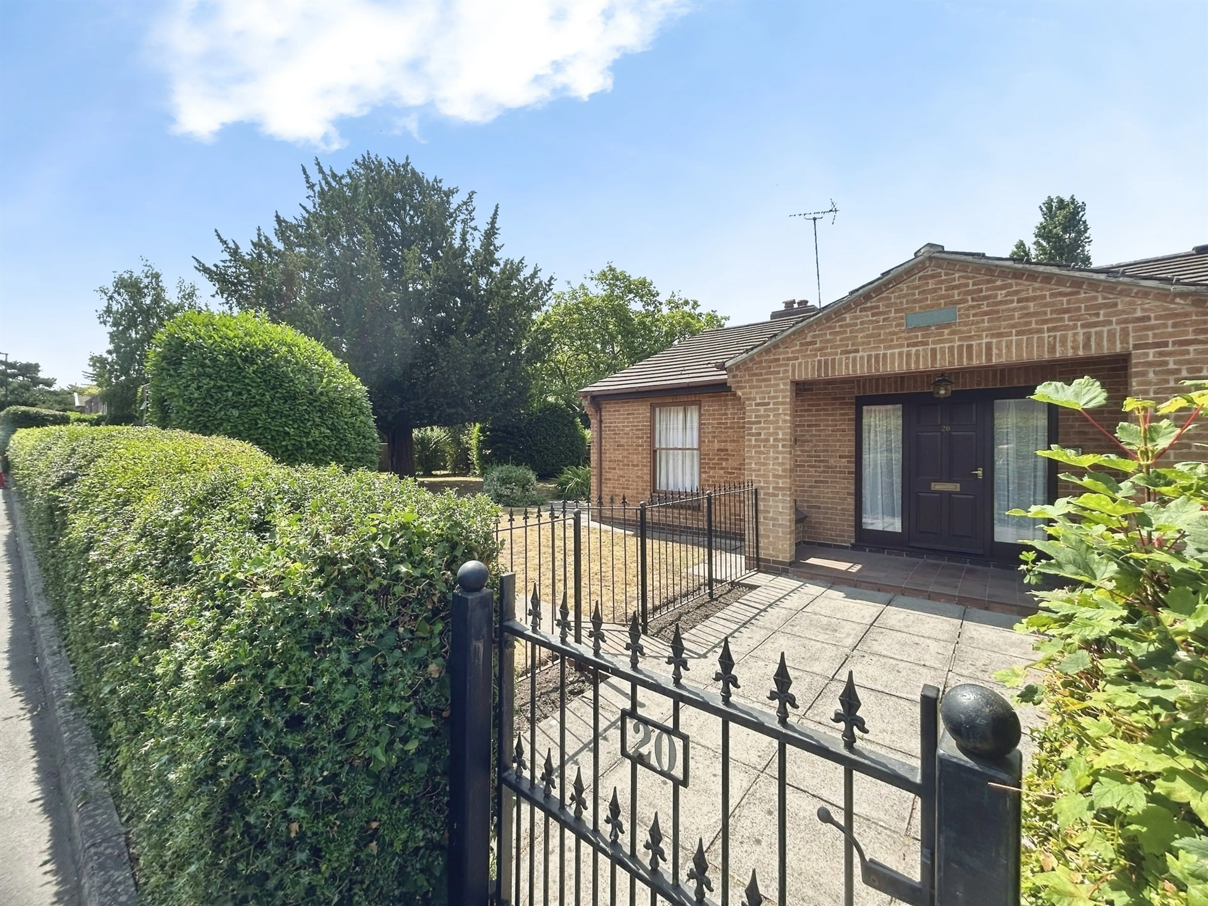 Property photo 1