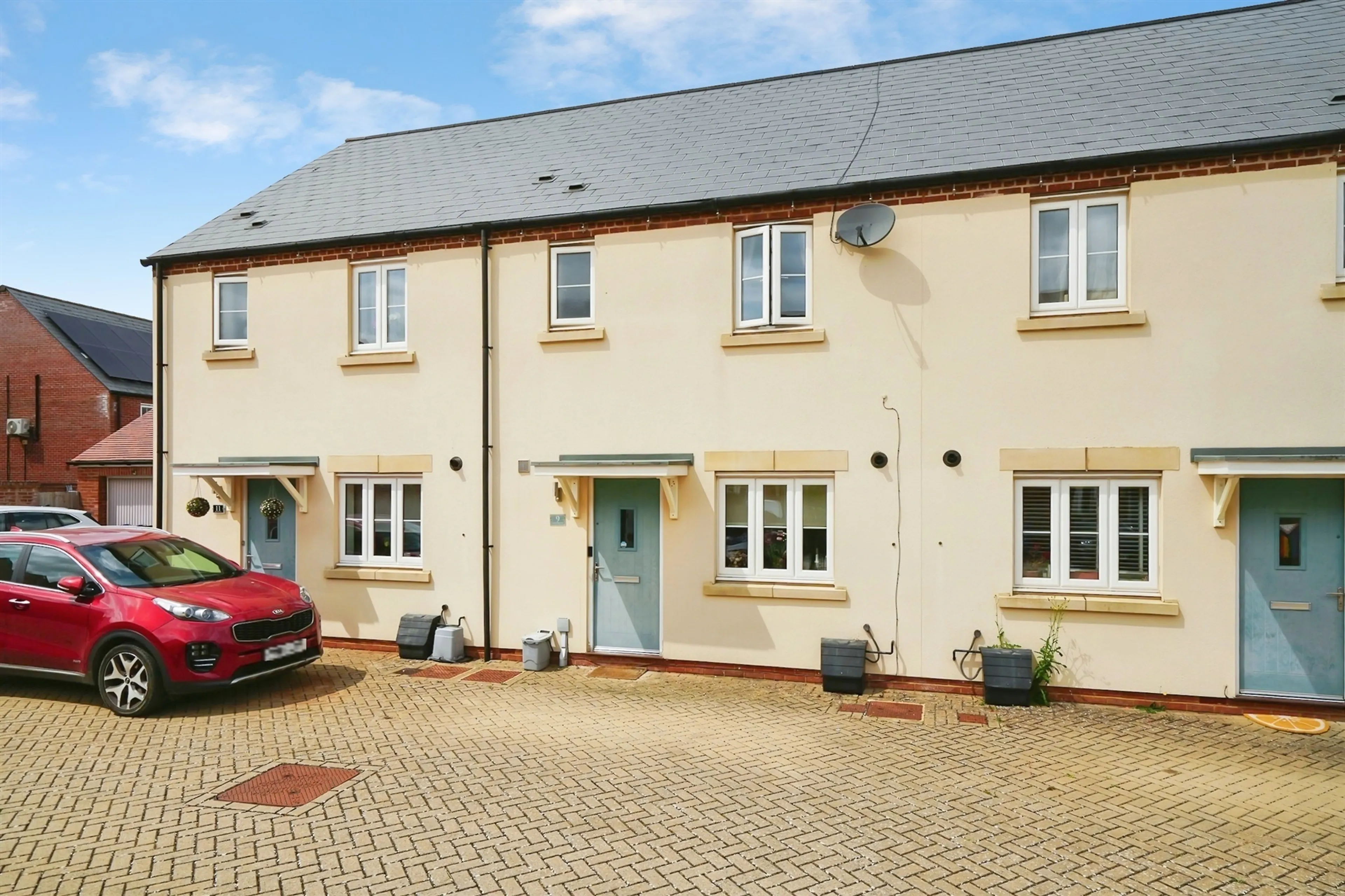 Property photo 0