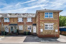 Iveley Road, London, SW4 photo 1