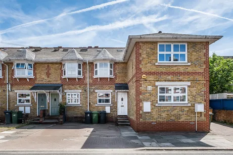 Iveley Road, London, SW4