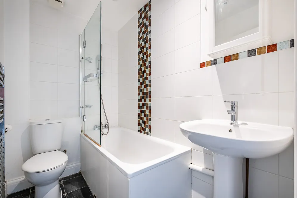 Iveley Road, London, SW4 photo 7