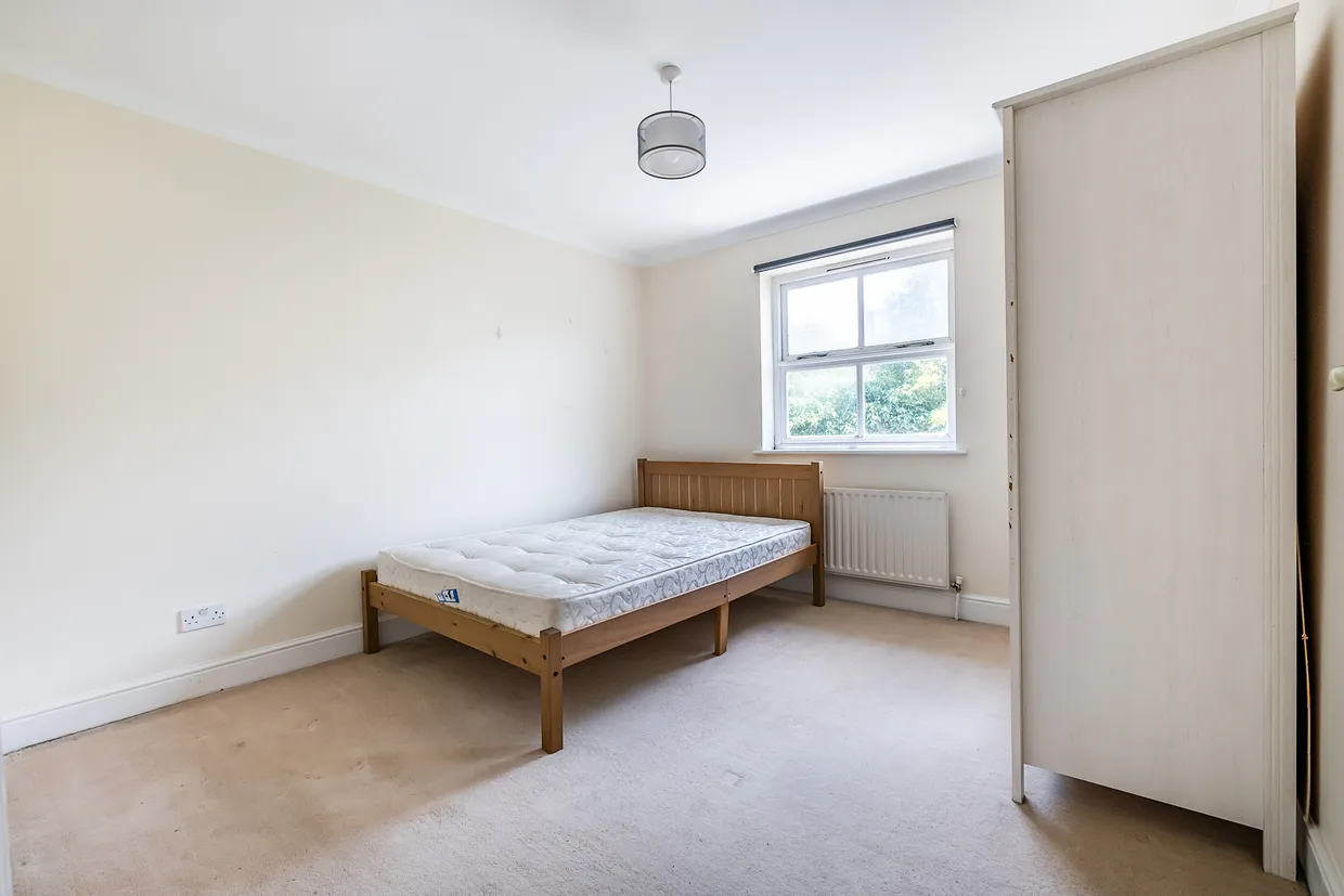 Iveley Road, London, SW4 photo 9