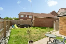 Lotus Crescent, Castleford