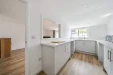 High Street Collingbourne Ducis SN8 photo 6
