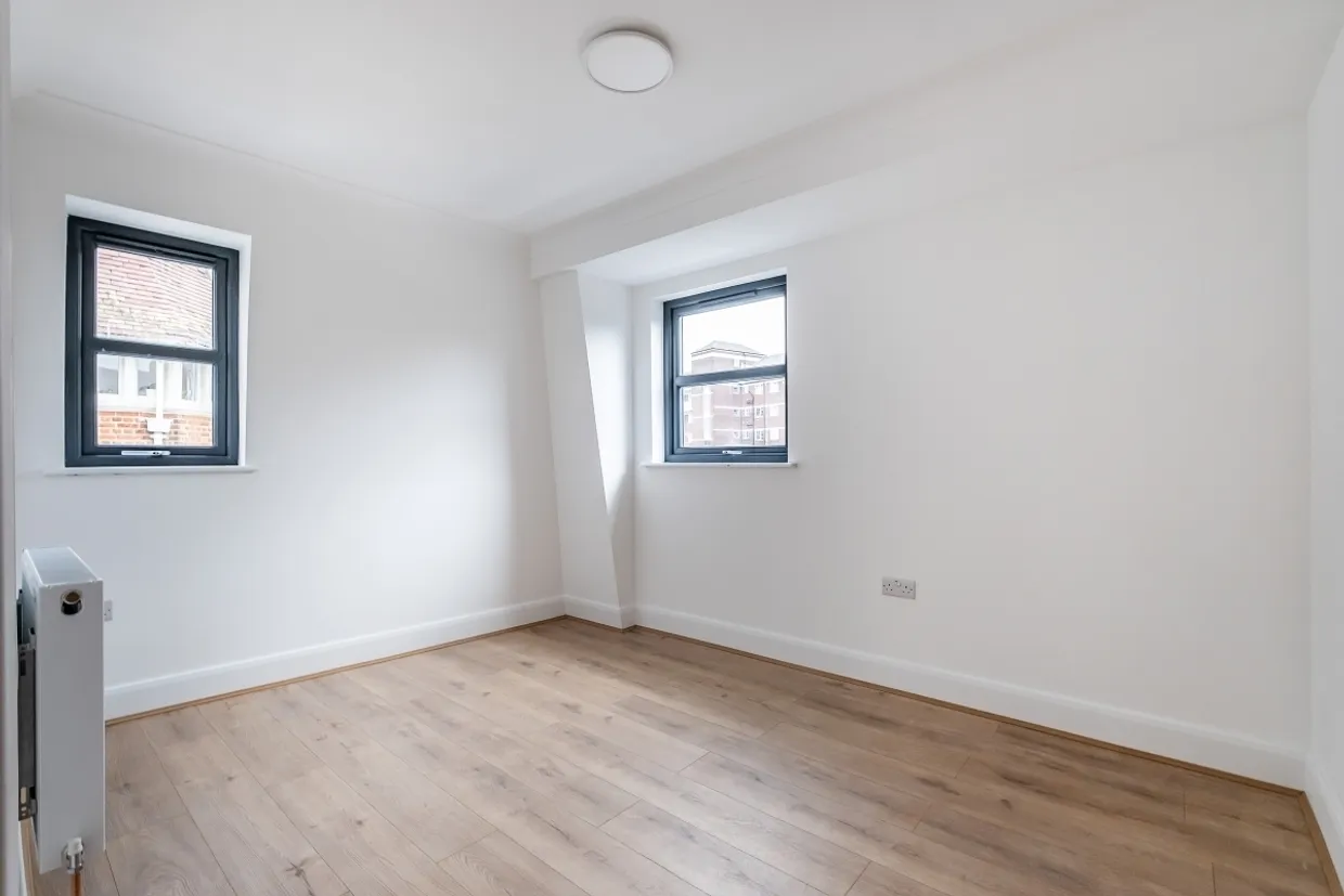 15b Kilburn Lane London W10 photo 7