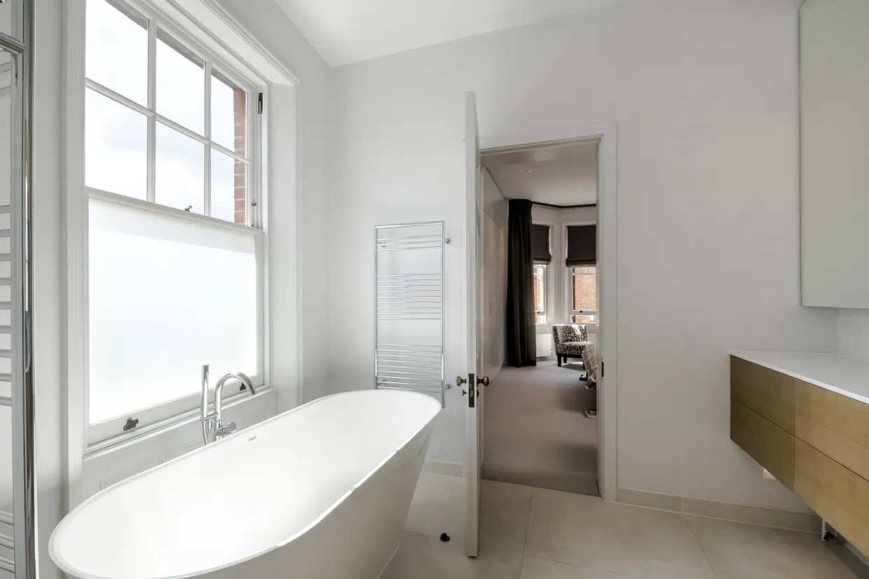 Wynnstay Gardens London W8 photo 7