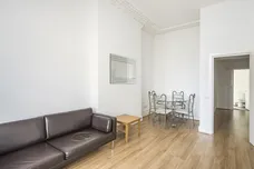 Earls Court Road London SW5 photo 8