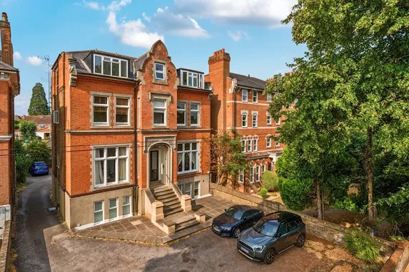 29 Osborne Road Windsor SL4