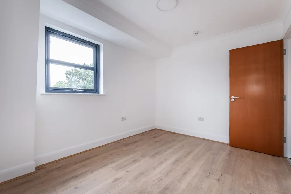 15b Kilburn Lane London W10 photo 9