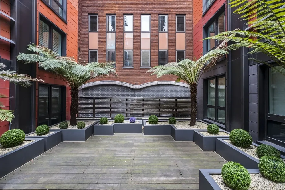 High Timber Street London EC4V photo 9
