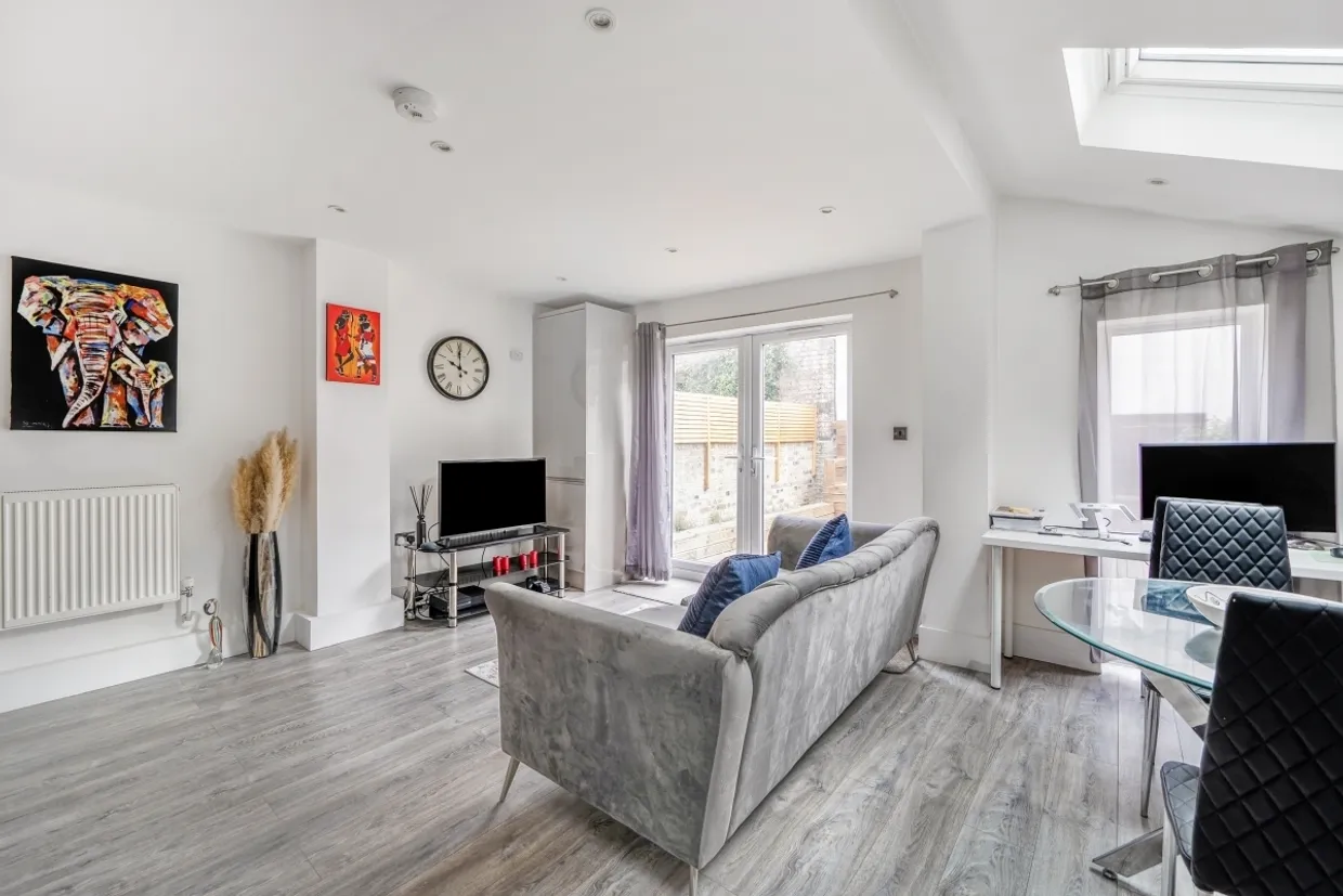 Fermoy Road London W9 photo 10