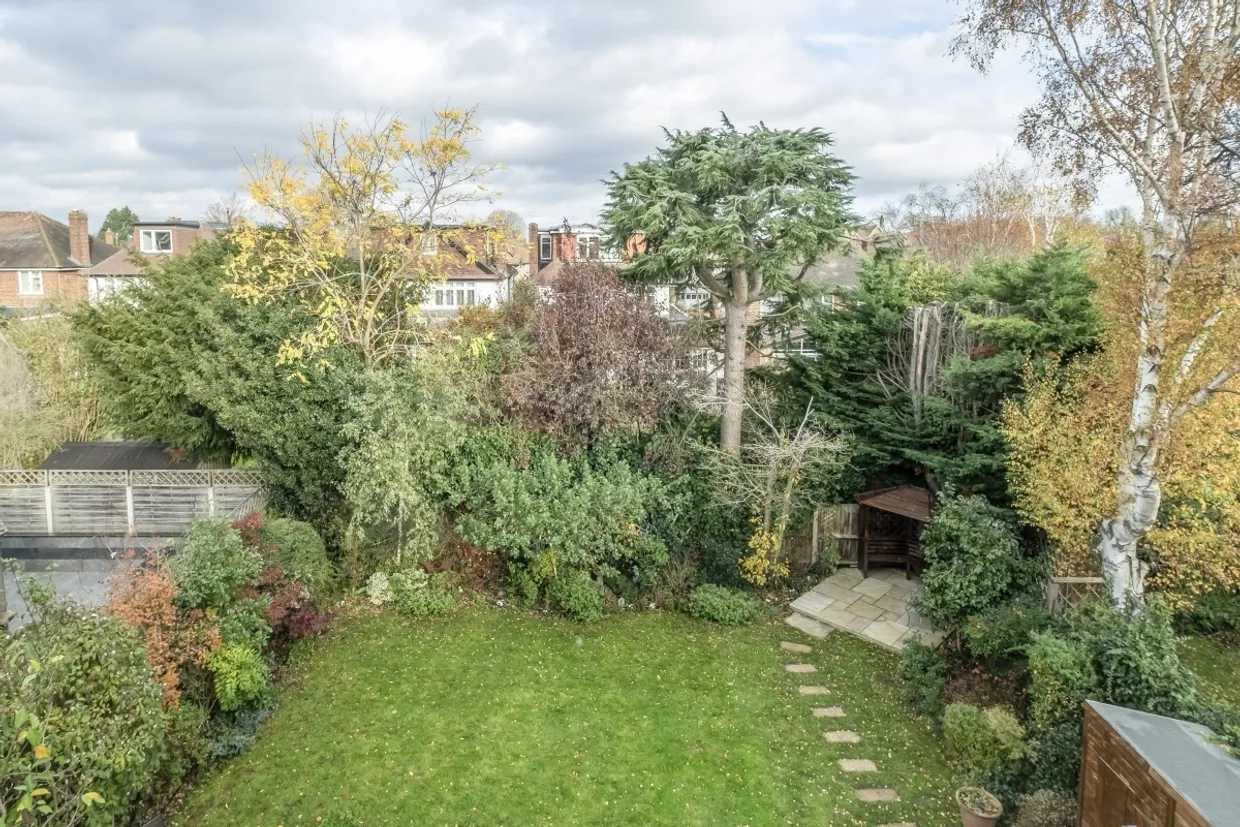 Clare Lawn Avenue London SW14 photo 9