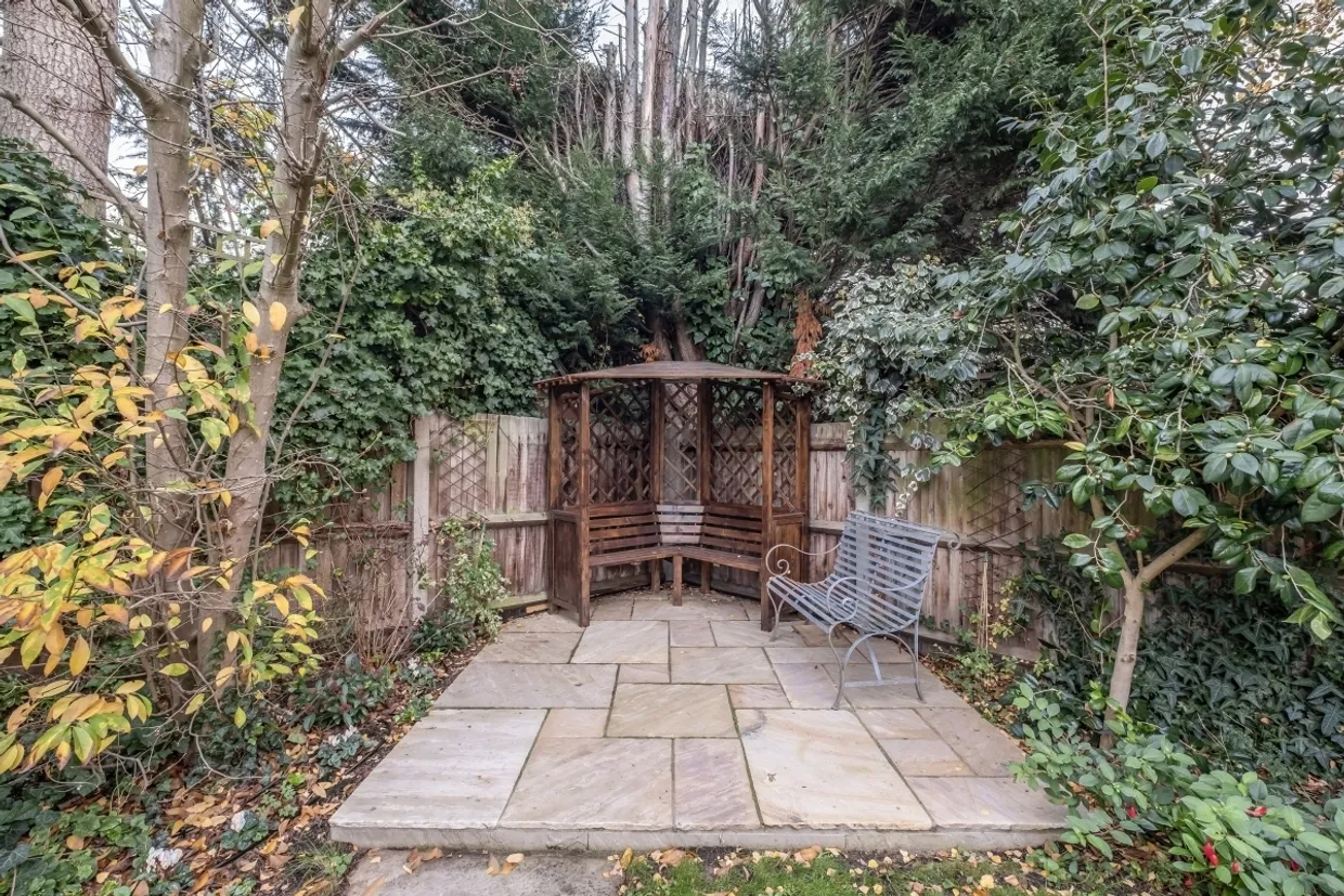 Clare Lawn Avenue London SW14 photo 14