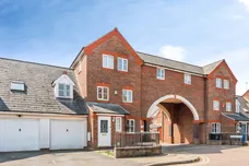 Shearwood Road, Peatmoor, Swindon