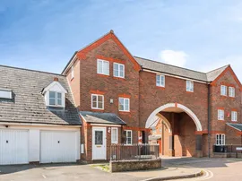 Shearwood Road, Peatmoor, Swindon photo