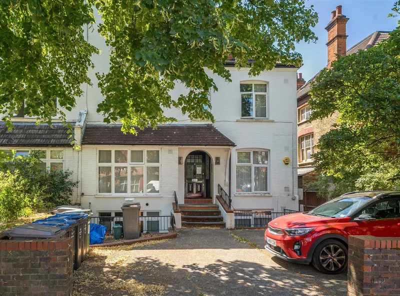Chatsworth Road, London, NW2