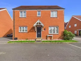 Elize Close, Aylesbury photo