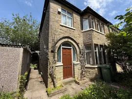 Savile Park Road, Halifax photo