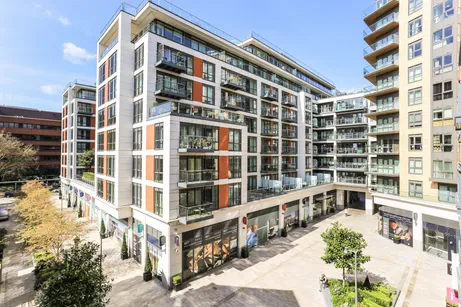 Longfield Avenue, Ealing, W5