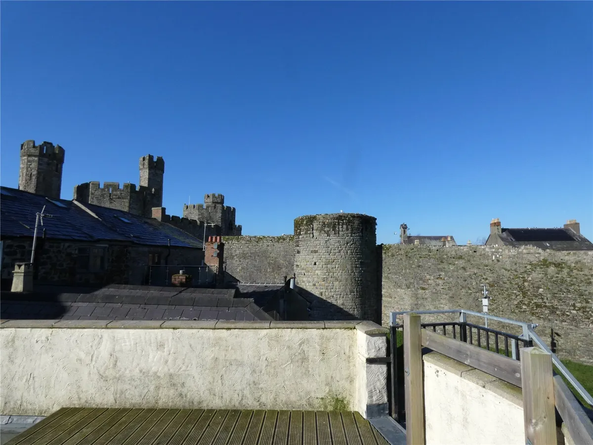 Castle Square, Caernarfon, Gwynedd, LL55