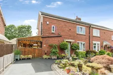 Merewood Road, Castleford