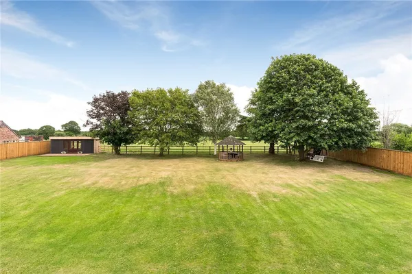 Booth Bed Lane, Allostock, WA16 photo 19