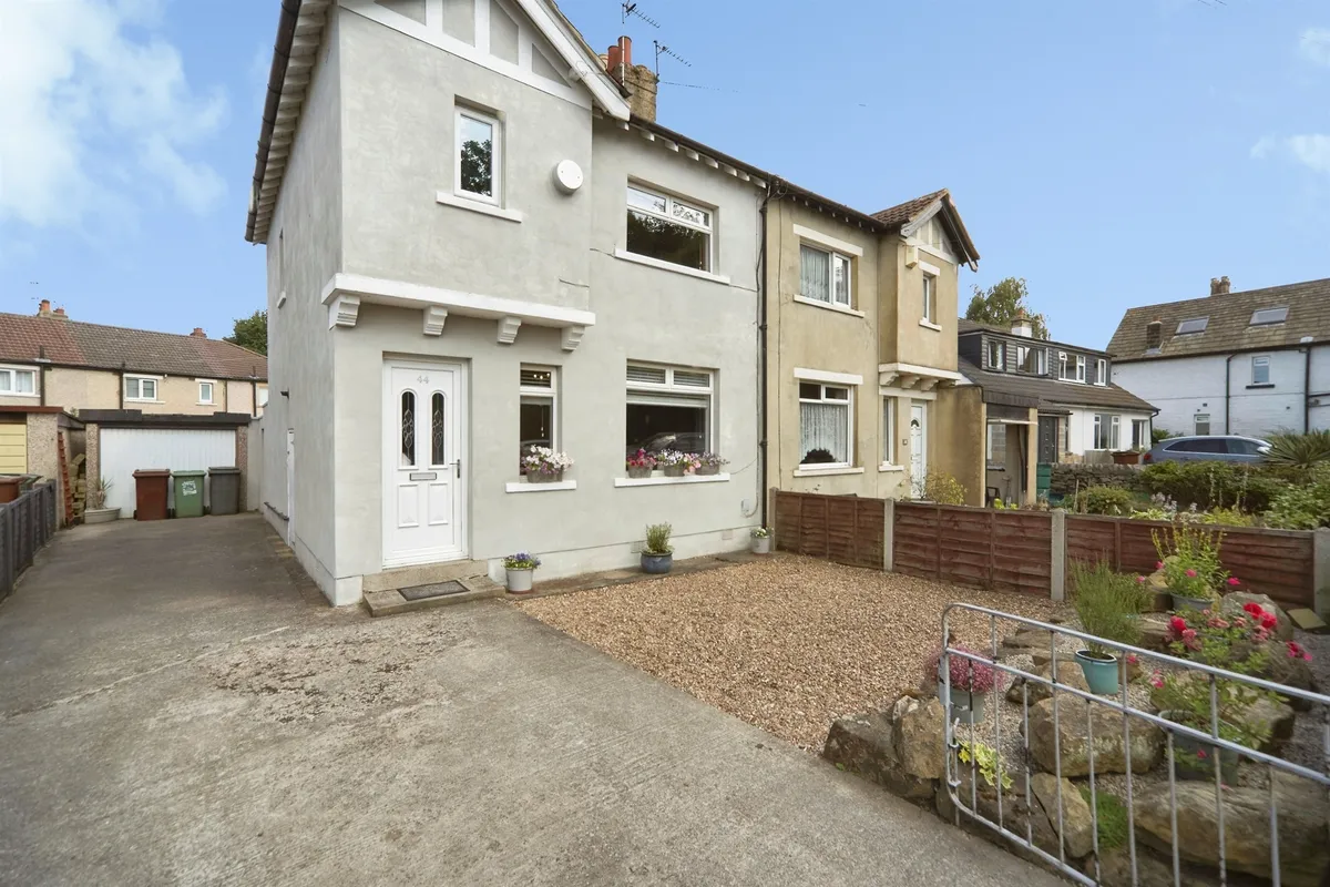 Ings Lane, Guiseley, Leeds